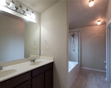 110 Wilson Ct - Photo Thumbnail 23