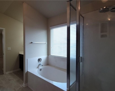 110 Wilson Ct - Photo Thumbnail 22