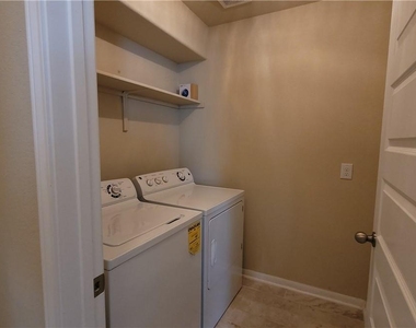 110 Wilson Ct - Photo Thumbnail 11