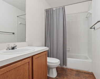14621 Lantern Dr - Photo Thumbnail 29