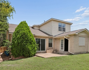 14621 Lantern Dr - Photo Thumbnail 18