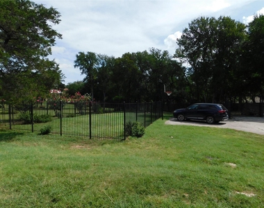 1006 Porpoise St - Photo Thumbnail 21