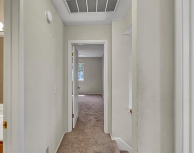 12900 Medina River Way - Photo Thumbnail 25