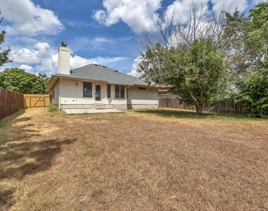 216 Meadowside Dr - Photo Thumbnail 37