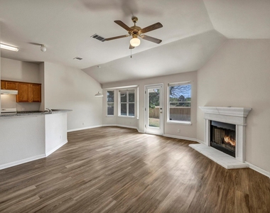 216 Meadowside Dr - Photo Thumbnail 21