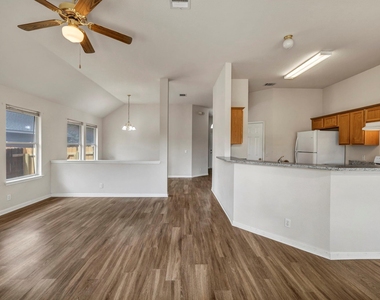 216 Meadowside Dr - Photo Thumbnail 22