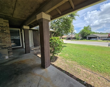 6206 Buffalo Pass - Photo Thumbnail 2