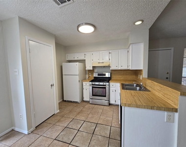 6206 Buffalo Pass - Photo Thumbnail 5