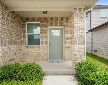 610 Roaring Fork Ln - Photo Thumbnail 2
