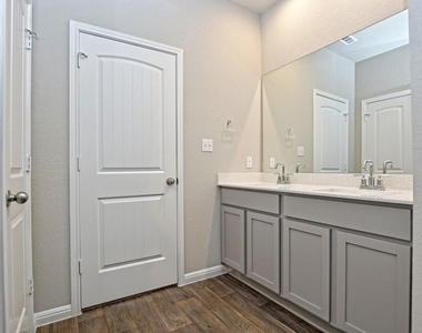 610 Roaring Fork Ln - Photo Thumbnail 20