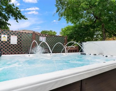 512 Edwards Dr - Photo Thumbnail 29