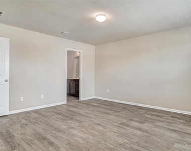 3207 Tilmon Ln - Photo Thumbnail 23