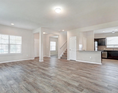 3207 Tilmon Ln - Photo Thumbnail 9