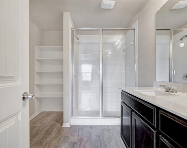 3207 Tilmon Ln - Photo Thumbnail 25