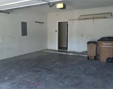 1729 Constantino Cir - Photo Thumbnail 17
