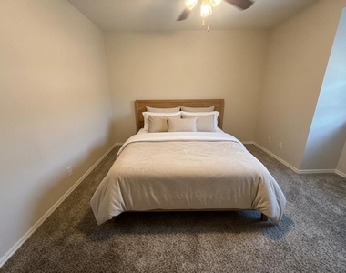 1729 Constantino Cir - Photo Thumbnail 24
