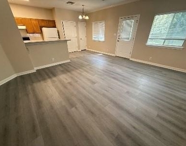 1729 Constantino Cir - Photo Thumbnail 3