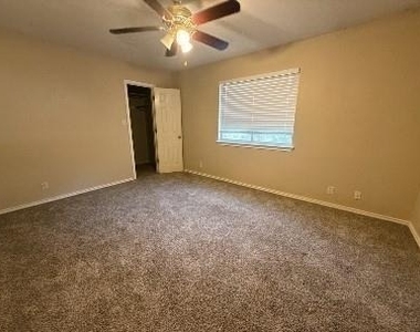 1729 Constantino Cir - Photo Thumbnail 13