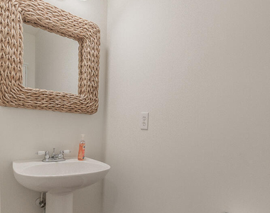 2891 St. Maarten Court - Photo Thumbnail 38