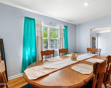 6545 Newcastle Road - Photo Thumbnail 11