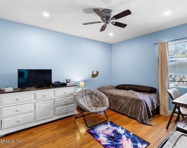 6545 Newcastle Road - Photo Thumbnail 21