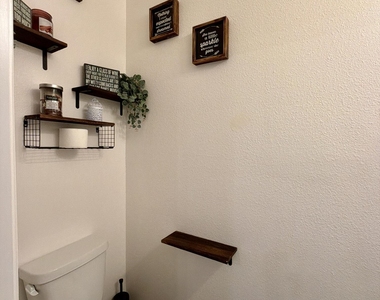 3284 Penny Cove Lane - Photo Thumbnail 11