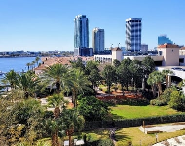 400 E Bay Street - Photo Thumbnail 1
