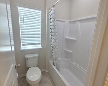 2122 Hawkeye Place - Photo Thumbnail 46