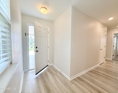 1705 Carter Landing Boulevard - Photo Thumbnail 4