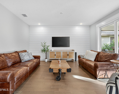 434 Settlers Landing Drive - Photo Thumbnail 10