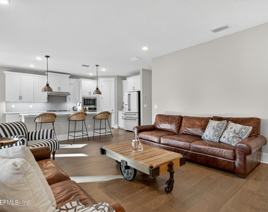434 Settlers Landing Drive - Photo Thumbnail 2