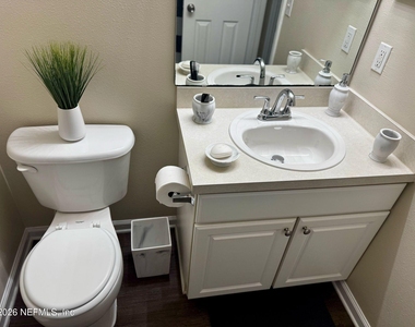 7946 Melvin Road - Photo Thumbnail 10