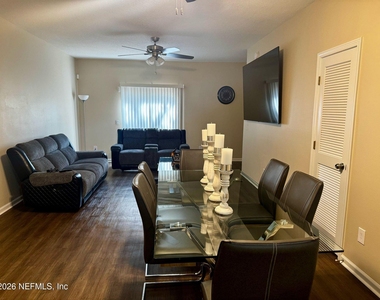 7946 Melvin Road - Photo Thumbnail 2