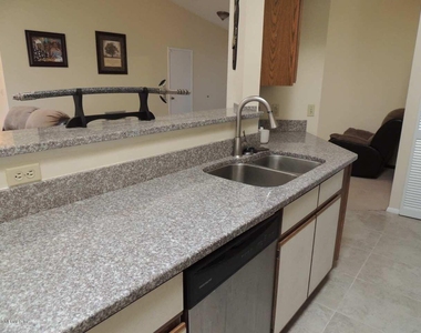 8055 Creedmoor Drive - Photo Thumbnail 4