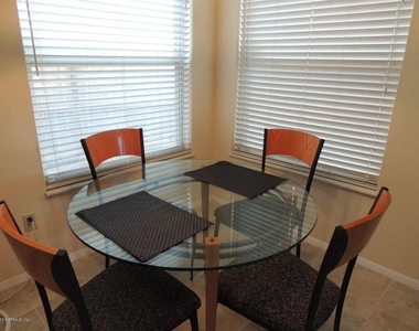 8055 Creedmoor Drive - Photo Thumbnail 5