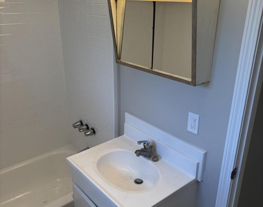 3552 College Street - Photo Thumbnail 4