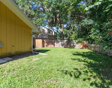 13009 Bent Pine Court E - Photo Thumbnail 6