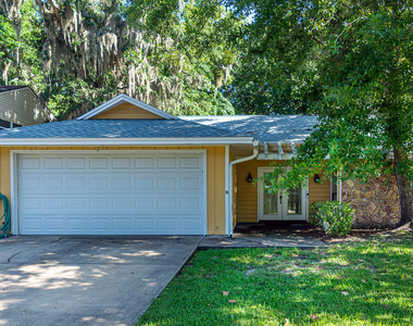 13009 Bent Pine Court E - Photo Thumbnail 9
