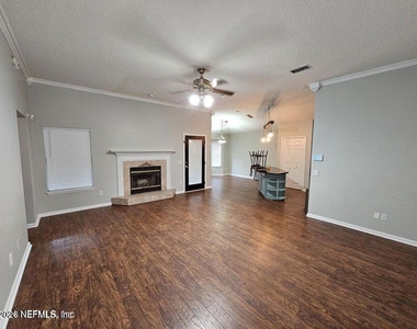 2573 Cold Creek Boulevard - Photo Thumbnail 2