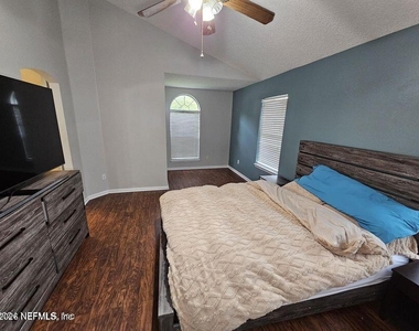 2573 Cold Creek Boulevard - Photo Thumbnail 6