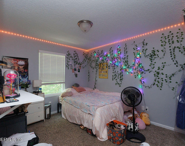 5457 Luella Street - Photo Thumbnail 3