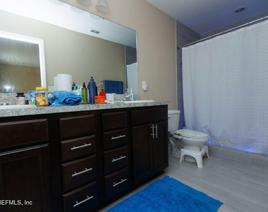 5457 Luella Street - Photo Thumbnail 5