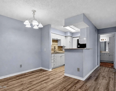 10200 Belle Rive Boulevard - Photo Thumbnail 29