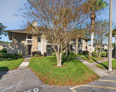 10200 Belle Rive Boulevard - Photo Thumbnail 20