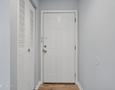 10200 Belle Rive Boulevard - Photo Thumbnail 18