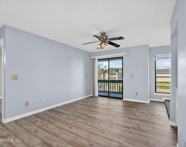 10200 Belle Rive Boulevard - Photo Thumbnail 2