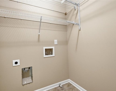 3475 Golfe Links Drive - Photo Thumbnail 22