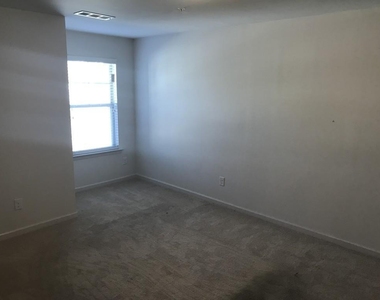 2058 Brightleaf Way - Photo Thumbnail 10