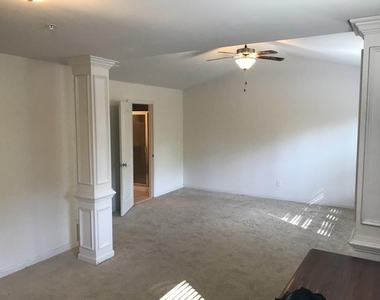 2058 Brightleaf Way - Photo Thumbnail 7