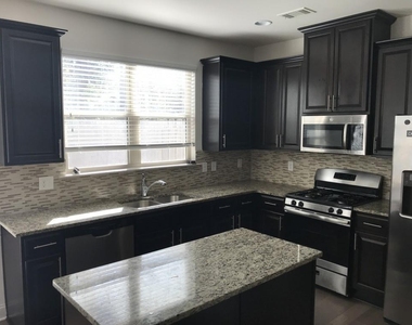 2058 Brightleaf Way - Photo Thumbnail 2